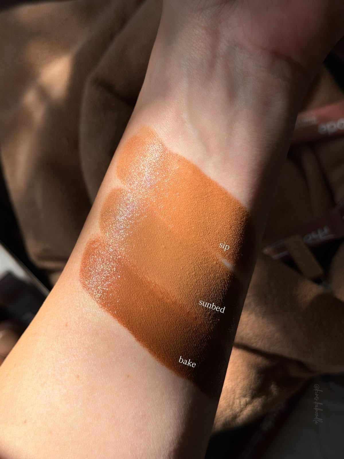 Rhode Bronzer